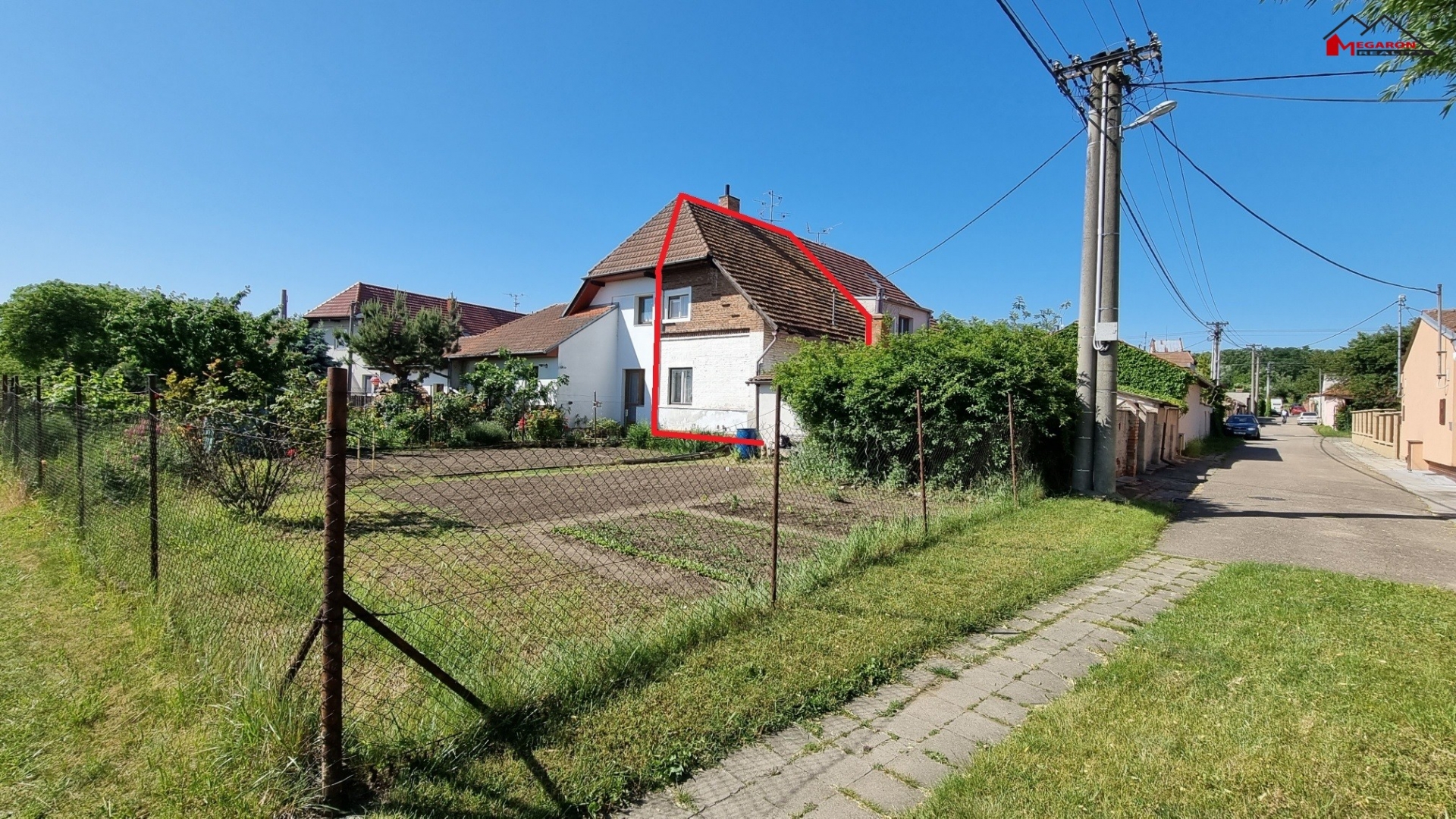 Rodinný dům 2+1, dvůr, zahrada, 427 m², k rekonstrukci