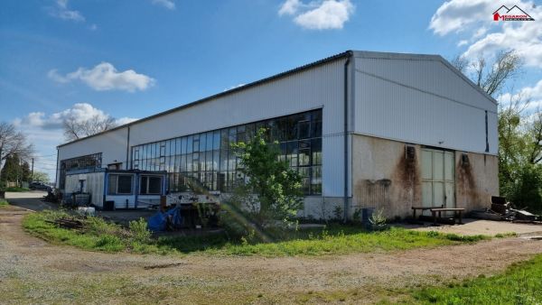 Hala o výměře 961 m² – výrobní, řemeslné nebo skladové prostory, s pozemkem cca 4000 m², k pronájmu  #2