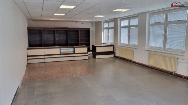 Pronájem obchodního prostoru 72 m² s parkovacím místem v centru Břeclavi #3