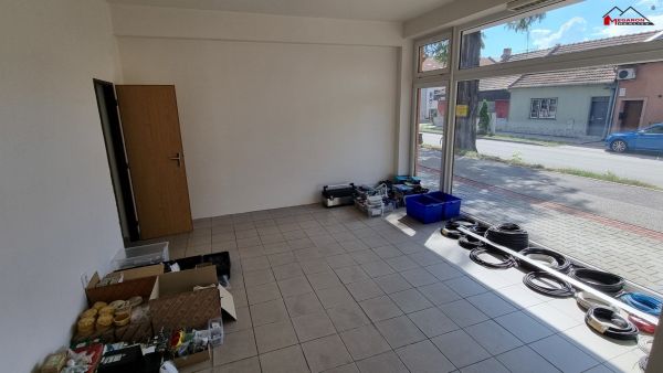 Komerční prostory pro obchod, služby nebo kancelářské, 54 m²,  k pronájmu #6