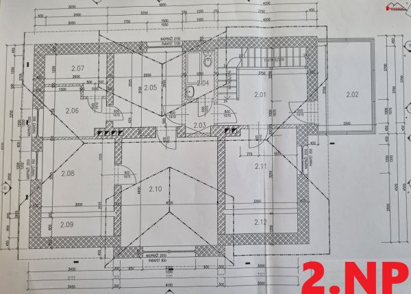 Rodinný dům 4+2, část. po rekonstrukci, garáž, zahrada, pozemek 931 m² #17