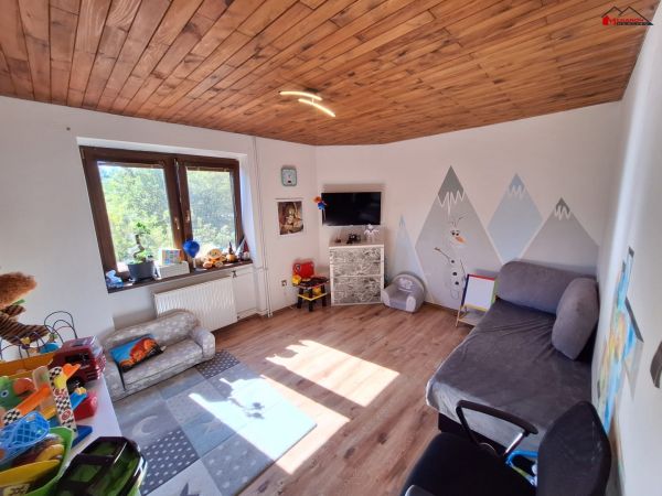 Rodinný dům 5+kk s garáží a zahradou, po část. rekonstrukci,  pozemek 316 m² #13